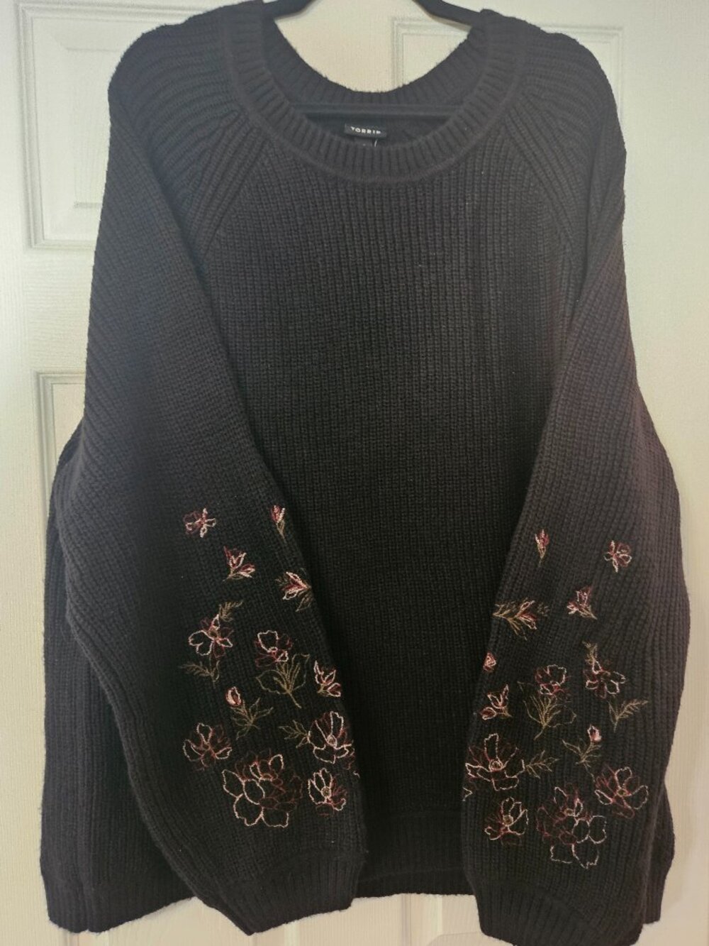 High-Neck Pullover Sweater - Picture 2 of 3